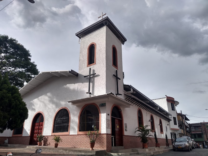 Parroquia El Divino Rostro - Itagui - Iglesia católica en Medellín
