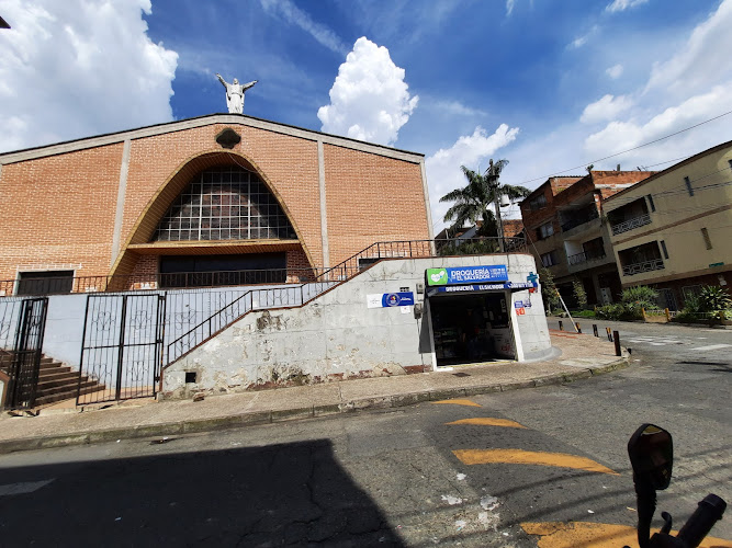 Parroquia El Salvador - Parroquia en Medellín