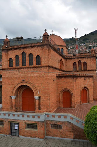 Parroquia Santa Ana - Iglesia católica en Medellín