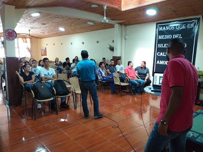 Primera Iglesia Bautista De Medellín - Iglesia en Medellín