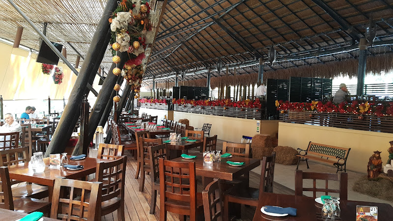 Angus Brangus Parrilla Bar - Restaurante en Medellín