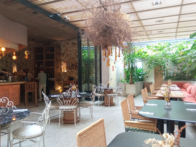 Cala Roca - Restaurante mediterráneo en Medellín