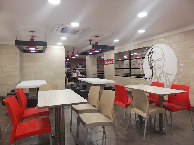 KFC - Restaurante especializado en pollo en Medellín