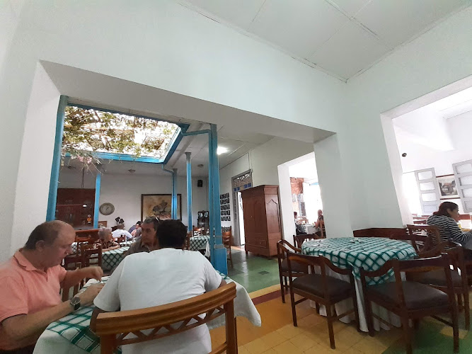 La Antigua Restaurante y Banquetes - Restaurante en Medellín