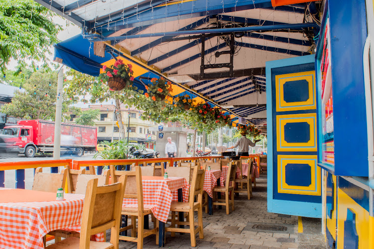 La Tienda de la 70 - Restaurante colombiano en Medellín