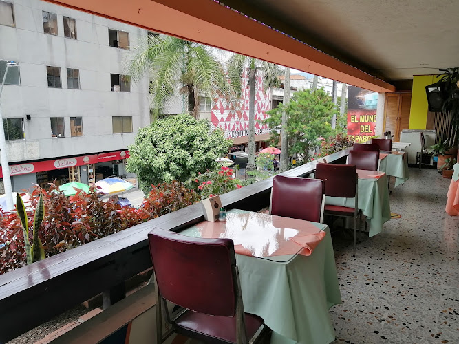 Los Recuerdos. Restaurante - Bar - Restaurante en Medellín