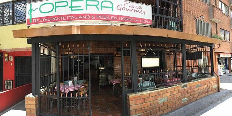Opera | Pizzería &#038; Restaurante - Pizzería en Medellín