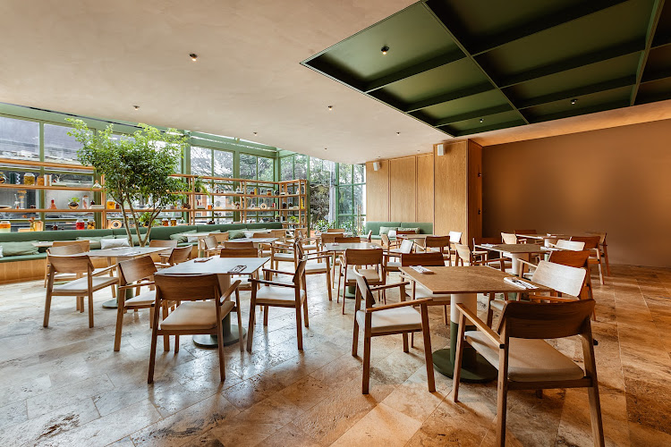 Real Eatery - Restaurante en Medellín