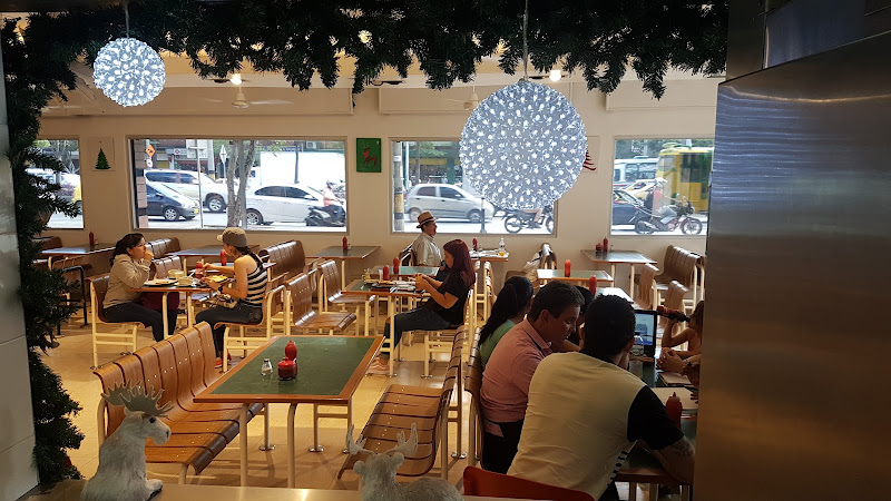 Restaurante Bolivar Parrilla-Brasa - Restaurante en Medellín