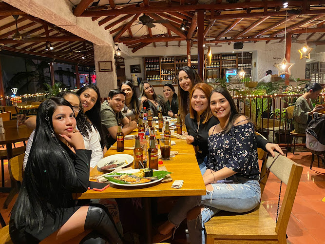 Restaurante Hacienda Junín - Restaurante colombiano en Medellín
