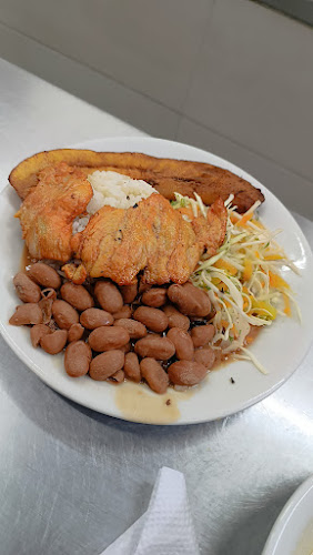 Restaurante La Sazón de Dora - Restaurante en Medellín