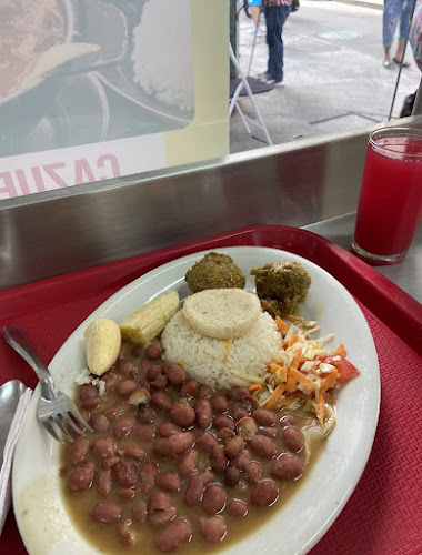 Restaurante y Cafeteria Casero La Candelaria - Restaurante en Medellín