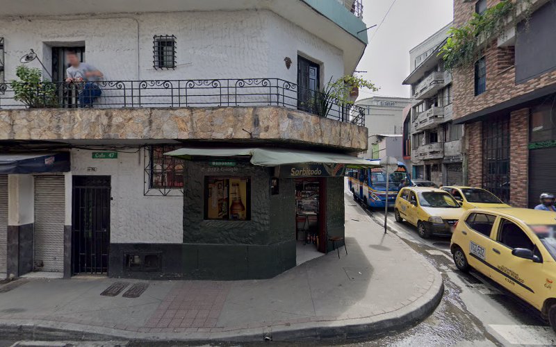 Restaurante Y Cafetería Tabana - Restaurante en Medellín