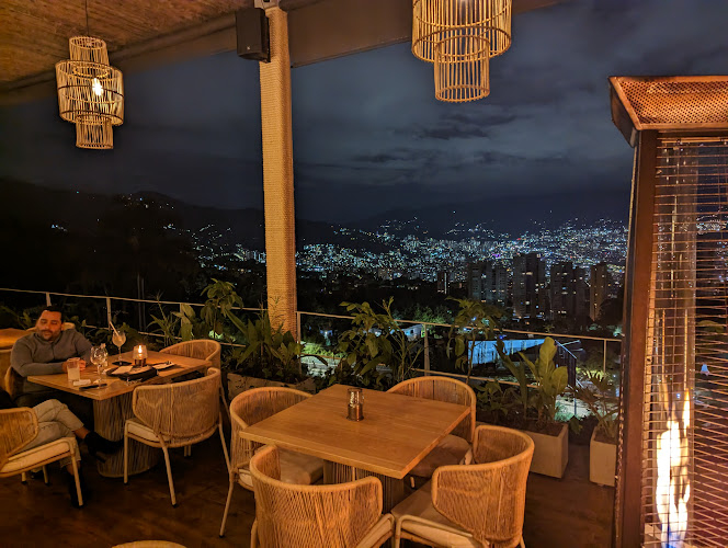 RITWAL mesa &#038; mística - Restaurante en Medellín