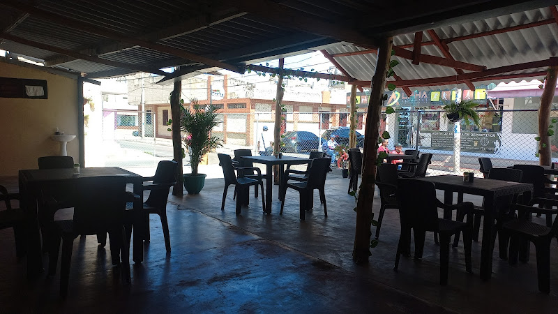 Restaurante Y Asadero Mamá Simona - Restaurante en Riohacha