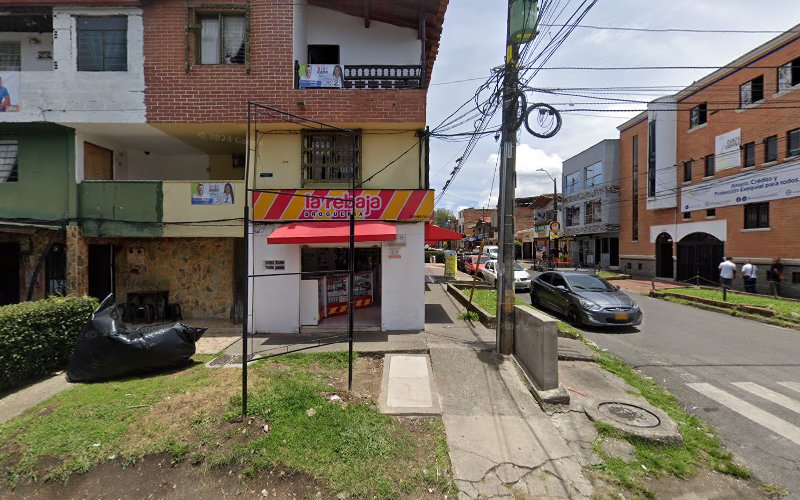 Farmacia Céspedes Rionegro El Porvenir - Farmacia en Rionegro