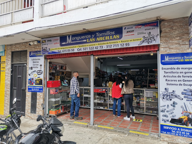 MANGUERAS Y TORNILLOS LAS ARCILLAS (LAS PLAYAS) - Cuarto de herramientas en Rionegro