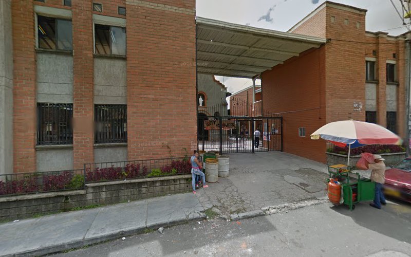 Iglesia Colegio Josefina muñoz - Museo en Rionegro