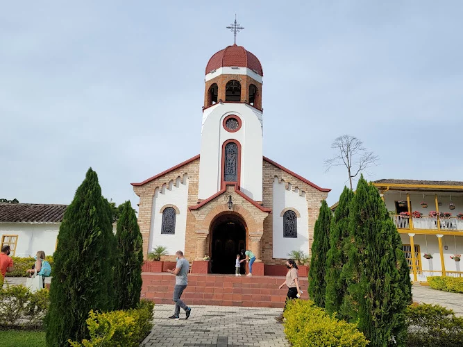 Iglesia de Nuestra Señora de Chiquinquirá - Iglesia en Rionegro