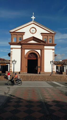 Iglesia de San Antonio de Pereira - Iglesia católica en Rionegro