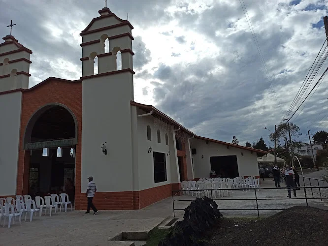 Parroquia San José de las cuchillas - Iglesia en Rionegro