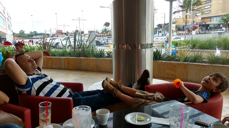 Cafeterías Centro Comercial San Nicolás - Diner en Rionegro