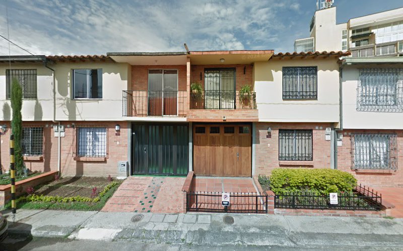 Mezza Pizza - Pizzería en Rionegro