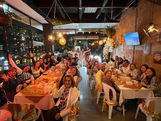 Poulet "Restaurante - Bar" - Restaurante en Rionegro