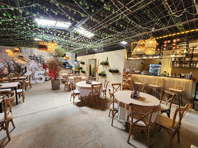 Restaurante Cazuela Y Tizón - Restaurante en Rionegro