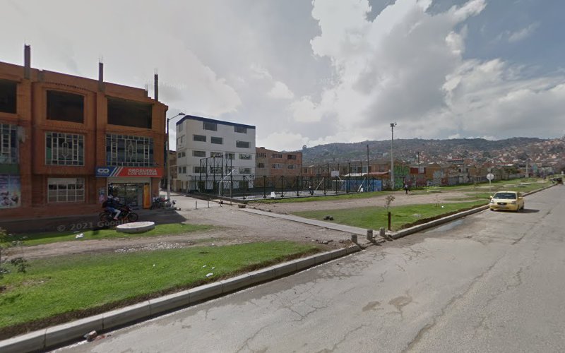 Droguería Los Cerezos - Farmacia en Soacha