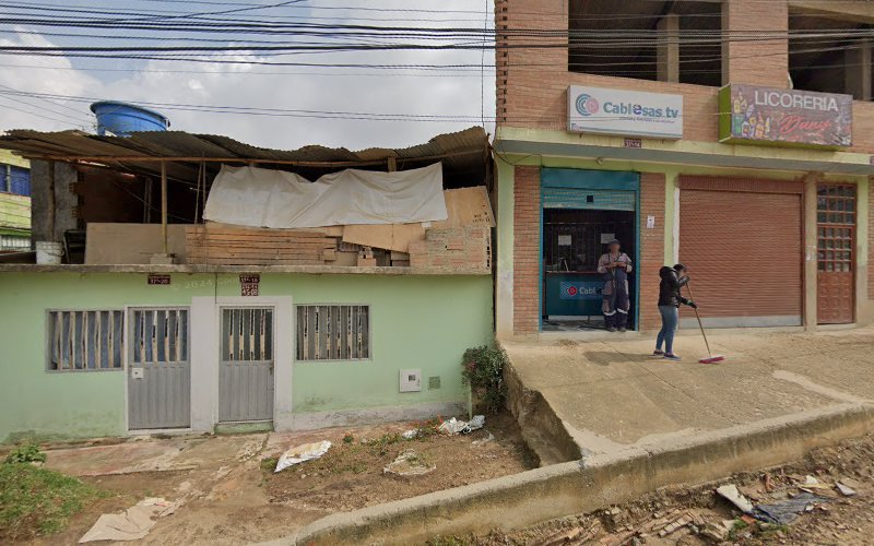 Droguería Los Pinos Sucre - Farmacia en Soacha