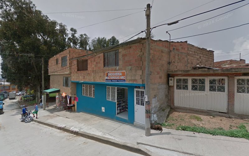 Droguería Multidrogas Arc - Farmacia en Soacha