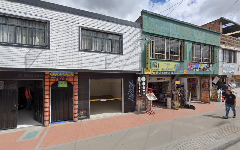 Distrimark-t Ferreteros - Ferretería en Soacha