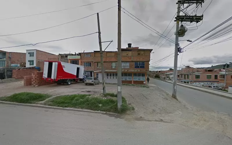 Ferreteria Y Deposito De Materiales J.D. - Ferretería en Soacha