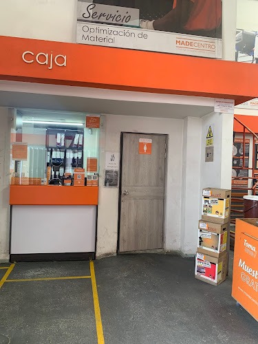 Madecentro León 13 - Establecimiento de venta de madera en Soacha