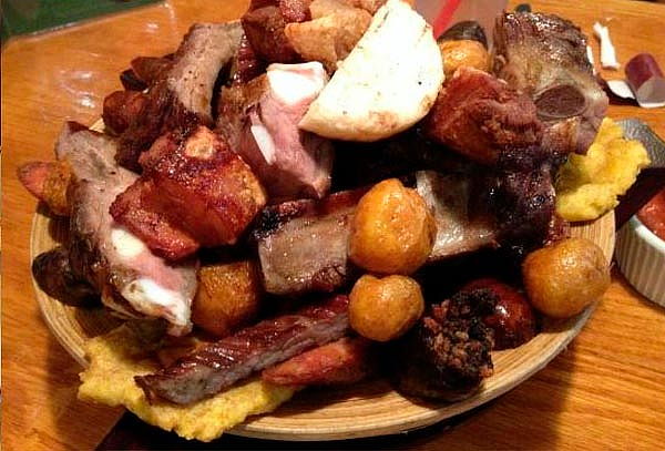 ASADERO Y PIQUETEADERO LAS TERRAZAS - Restaurante en Soacha