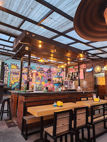 Def Jamaica Club - Restaurante en Soacha