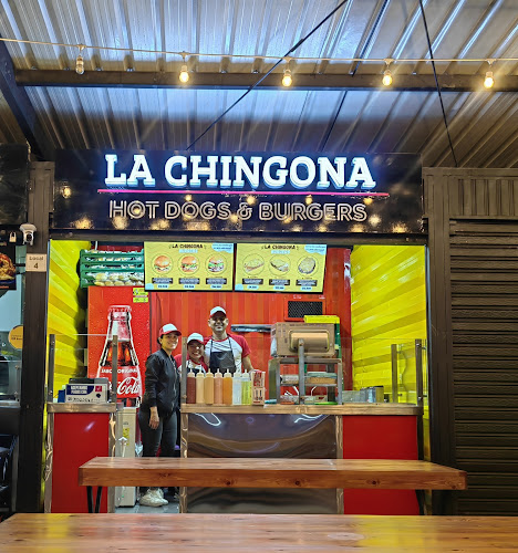 LA CHINGONA HOT DOGS Y BURGERS TERREROS - Restaurante de comida rápida en Soacha