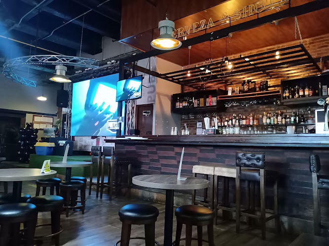 Porto alto pub - Bar restaurante en Soacha